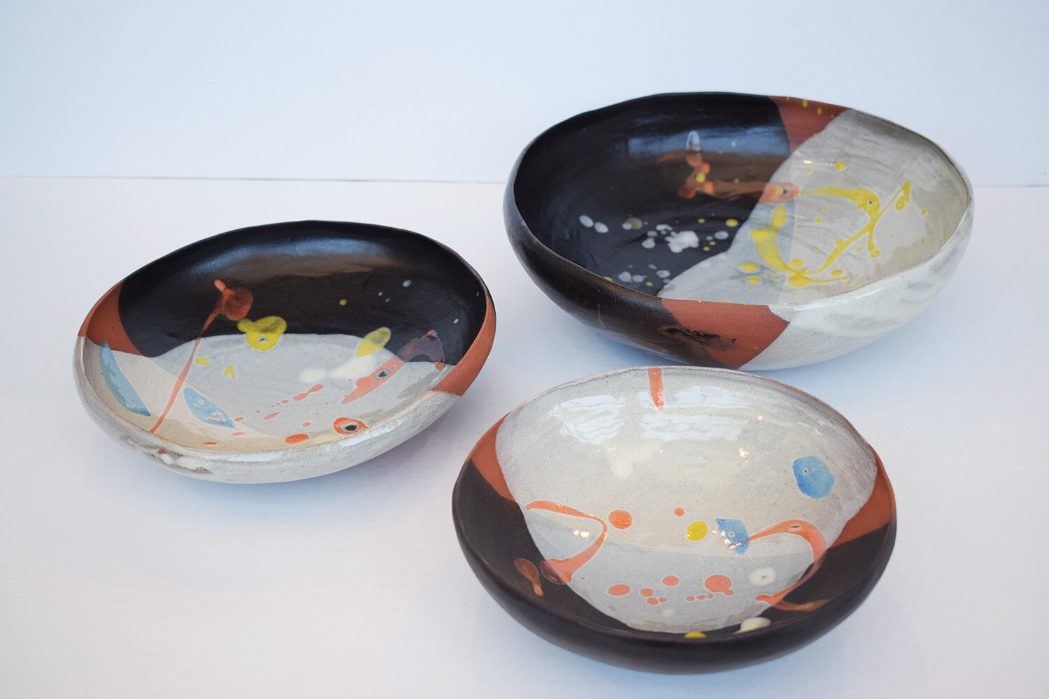 Clementina van der Walt Bowl & Plates